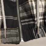 HYFVE BRAND..CROPPED FLANNEL LIKE JACKET BLACK WITH YELLOW(GOLD) STRIPE Photo 4