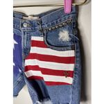Levi's Womens ‎ 550 Relaxed Fit Americana Cut-off Jean Shorts Sz 28 Photo 1