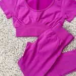 Boutique High Waisted Seamless Activewear Yoga Sportswear Set. Size M Photo 1