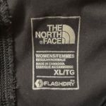 The North Face  Black Flash Dry Capri Pants Size XL Photo 5