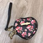 Juicy Couture  Heart Shape Wristlet Roses Flowers Photo 0