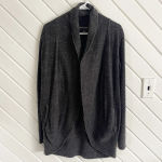 Barefoot Dreams CozyChic Lite Circle Cardigan in Black / Dark Grey Size Medium Photo 3