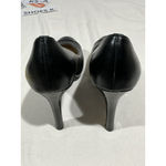 Tahari Womans  Laura Black Leather Platform Pumps Slip On 8.5 M Photo 4