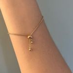 Disney NWOT Minnie Mouse bow bracelet Photo 2