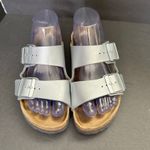 Birkenstock Womens size 37 6-6.5 Silver Arizona 2 Strap Sandal Leather Photo 3