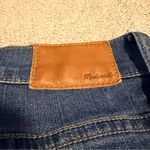 Madewell  Women’s Dark Blue Roadtripper Size 26 Ankle Jeans Photo 6