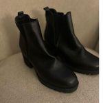 MIA  Women's Jody Chelsea style Boots Black with Lug Sole, S86 Photo 2