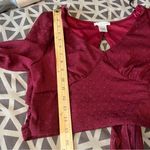Kirious LA Burgundy Swiss Dot Chiffon Bell Sleeve Tie Back Cutout Crop Top‎ L Red Size L Photo 10