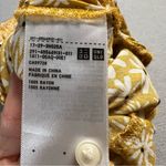 Uniqlo Printed V-Neck Long-Sleeve Mini Dress in Yellow & White Size XSmall EUC Photo 6