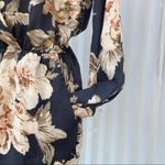 Lulu’s floral print romper Size XS Photo 2