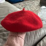 French red wool berret hat Photo 3