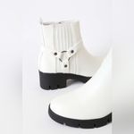Lulus Rachael White Ankle Boots Size 7 Photo 3