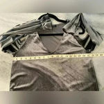 One Clothing Y2K Gray Cold Shoulder Velvet V Neck Ruffle Cuff Blouse Size Small Photo 8