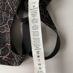 Lululemon Like Nothing Bra Lacescape Spanish Rose Black Wireless Size 32C NEW Photo 5