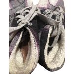 Toms  100910 shoes wool lined purple plaid ankle booties tie up womens size 5.5 Photo 3