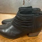 Clarks Clark’s | Spye Celeste Leather Booties Fringe Ankle Straps Size 7 Photo 0