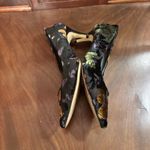 Tahari  Gia Floral Jacquard Kitten Heel Pumps Black Pointed Toe Size 7.5 M Photo 6