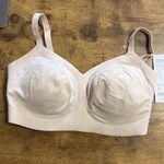 ATHLETA Ritual Lace Beige Medium D/DD NWT $59 Photo 1