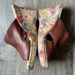 BOC Women’s Size 7 Slip On Wedge Sandals Floral Details Brown Photo 7