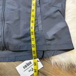 Zyia  Active Gray Drawstring Windbreaker. Size Large. NWT Photo 10