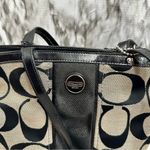 Coach  Black and Cream Signature Tote Patent Leather Handles Trim Y2K  Classic Photo 2