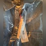 Alice + Olivia NWT-
Oversized Denim ShirtSadie Light Vintage Blue XS Photo 12