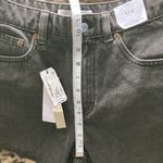 NWT Shorts Women’s Size 6 TOPSHOP Mom Shorts High Waisted Petite Shorts Photo 8