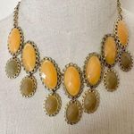 Yellow gold tone and green statement necklace Photo 0