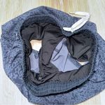 Vuori  Blue Clementine Speckled Running Shorts - Size XS Photo 6