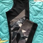 Under Armour HeatGear Compression Leggings Women Size (M) Photo 3