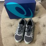 ASICS Gel Venture 7 Athletic Shoes Photo 2