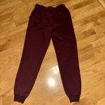 Lululemon  On the Fly Jogger *Woven
Cassis Size 4‎ Photo 8