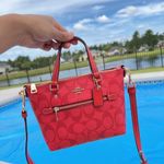 Coach Mini Gallery Crossbody In Signature Canvas Photo 1