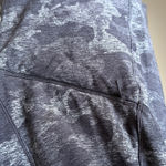 Lululemon  Warm Stabilizer 1/2 Zip Hoodie Incognito Camo HTR Black Photo 14