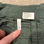 G1 Goods Green Mini Skirt Size 0 flaw missing button Photo 8