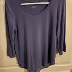 Tahari  lavender top. Size PS   25” long and 16. “ pit‎ to pit. Photo 6