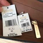 Michael Kors Purse & Wallet Photo 2