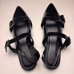 Old Navy  Women's Black Strappy Flats Photo 3