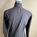 Salomon Women's Black Jacket with Pink Accents clima wind momentum jacket med Photo 9