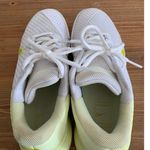 Nike  Women's Court Air Zoom Vapor Pro 2 Hard Court tennis shoes Photo 4