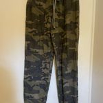 Cherish Camo joggers Photo 0