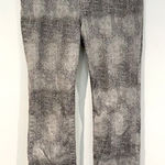 Chico's Platinum Ultimate Fit Slim Leg Jeans Women's Size 2 Gray Cotton Stretch Photo 0