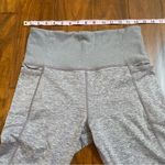 Athleta Women's Medium Gray Heathered High-Rise Exhale Heel Tight Leggings Photo 2