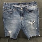 Jessica Simpson Long Shorts Photo 0