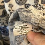 Siren Lily FINAL MARKDOWN  top 2x Photo 5