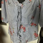 Women's Grand & Greene Floral Embroidered Shirt Size Medium Blue & White Photo 3