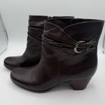 Clarks Artisan Leyden Crest Brown Ankle Boots Sz 8.5M Photo 4