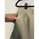 32 Degrees Heat 32 Degrees Cool Women's green Khaki Pleated Relaxed Fit Shorts Size Medium Photo 1