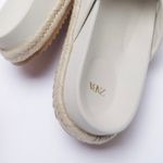 ZARA NEW WOMAN FLAT LEATHER SANDALS SZ 8.5 EU 39. Photo 8