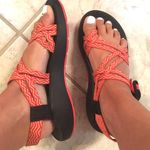 Chacos Orange Pattern Photo 0